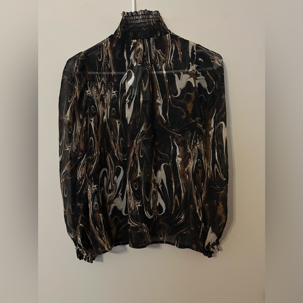 Elegant Brown Patterned Women's Top - Picture 4 of 10